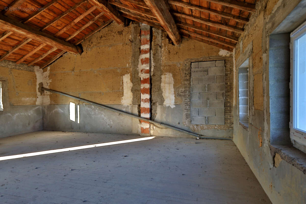 Maison à SAINT-JUST-CHALEYSSIN