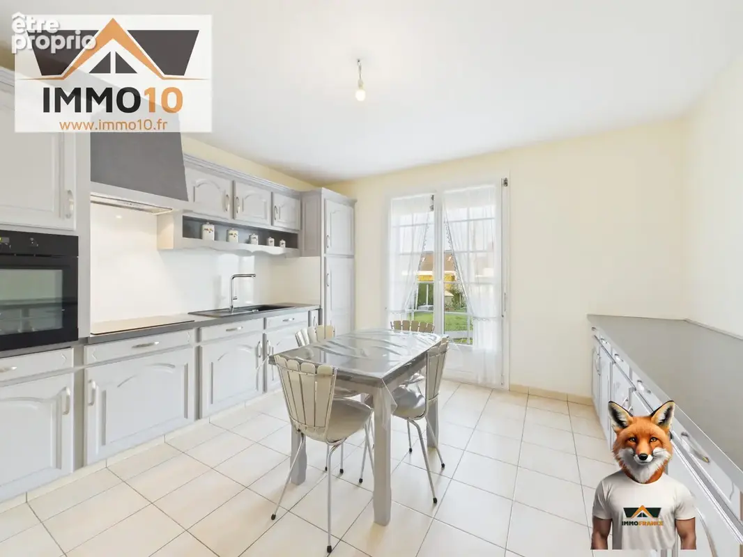 Maison 6 pièces 142 m² à vendre à Saint-Andre-Les-Vergers (10120) - photo 3