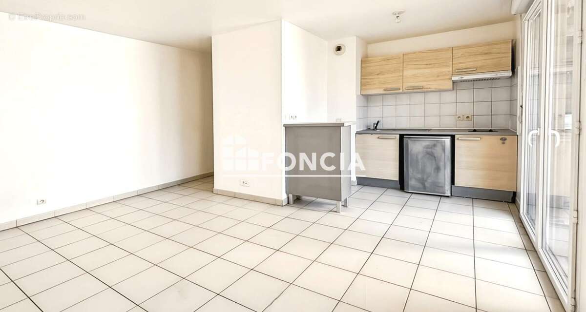 Appartement à BUSSY-SAINT-GEORGES