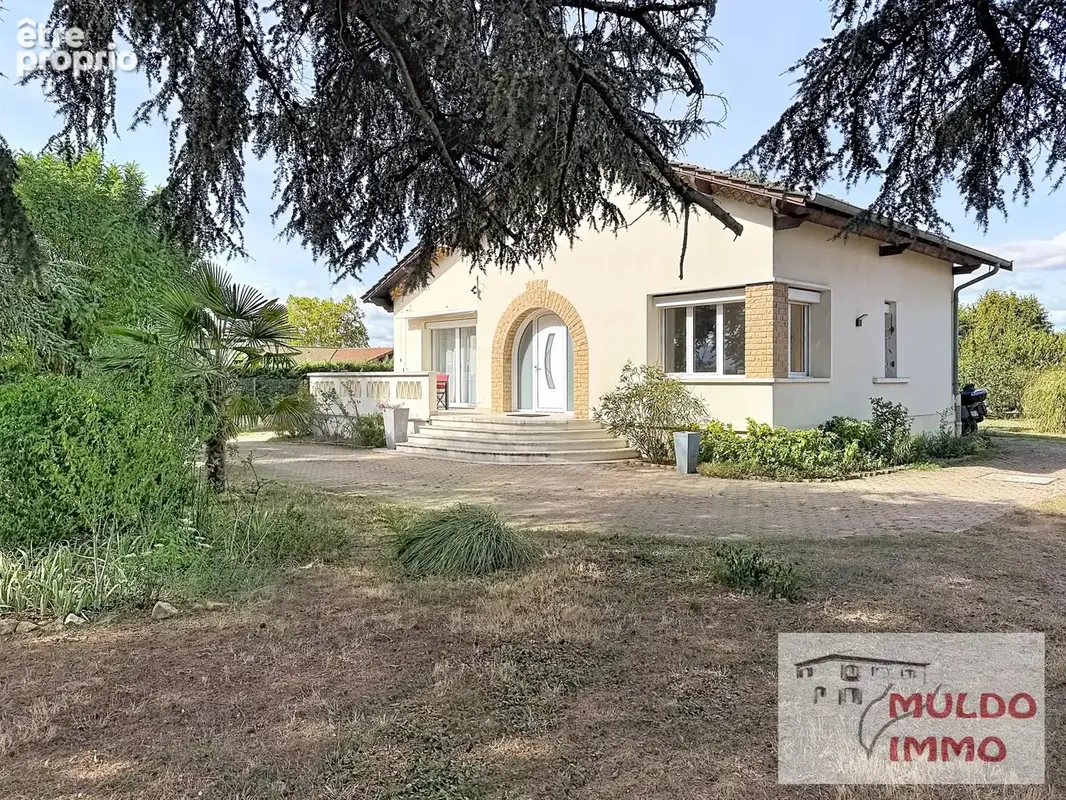 Villa de 147 m² sur terrain de 1 360 m² - photo 2