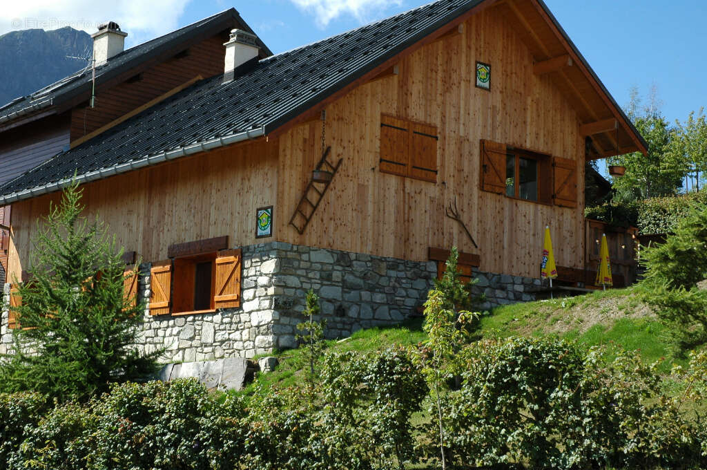 Appartement à LE CHATEL