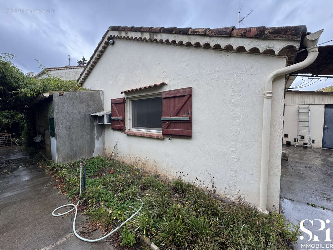 Saint-Raphaël - Maison individuelle plain pied à fort potentiel - photo 14