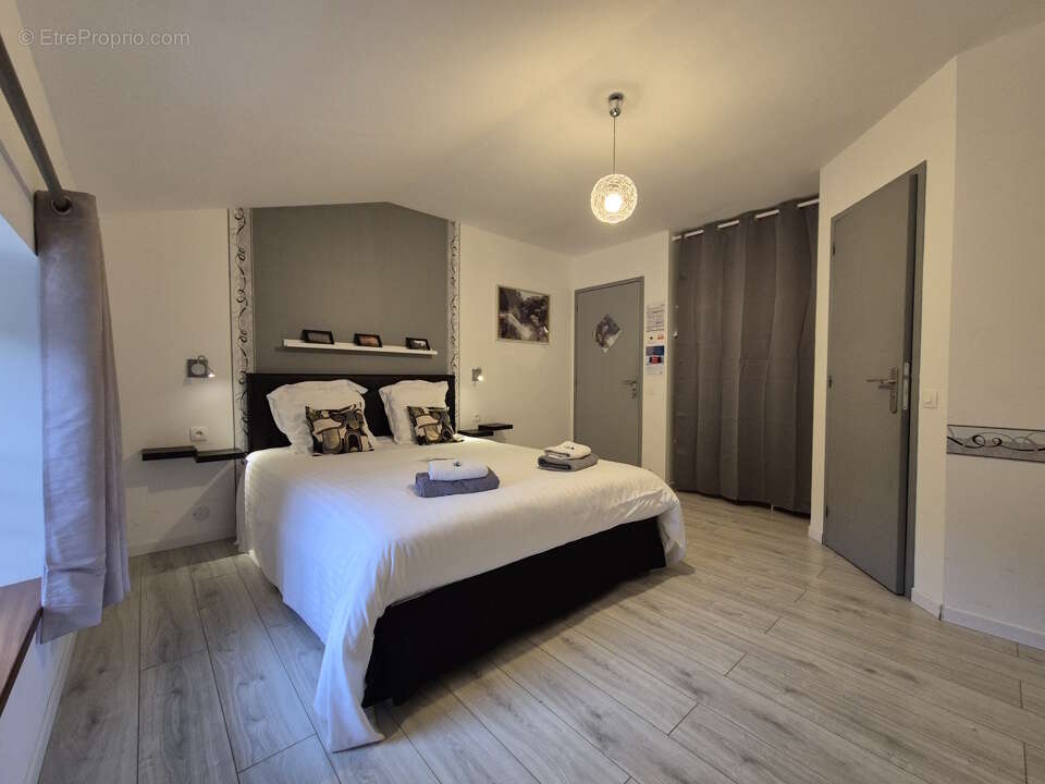 Belle propriété avec Chambres d'Hôtes et gîte. - photo 13
