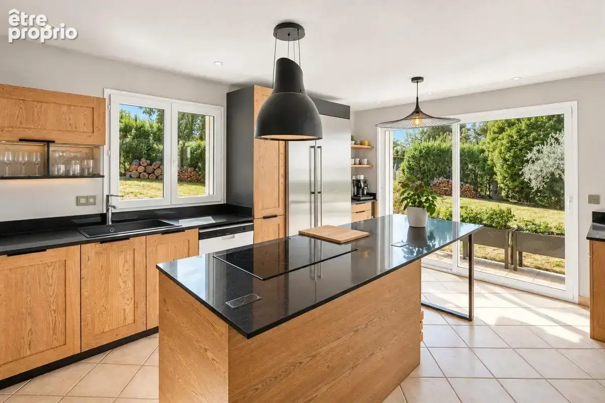Maison de 9 pièces de 185 m² à Orgeval - photo 2