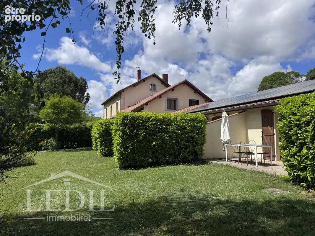 Gare réhabilitée avec gites et chambres d'hotes - photo 7