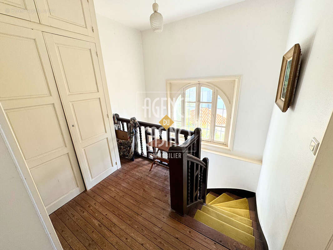 Maison de caractère La Baule Les Pins 6 pièce(s) 133.44 m2 (173,88m2 utiles) - photo 6
