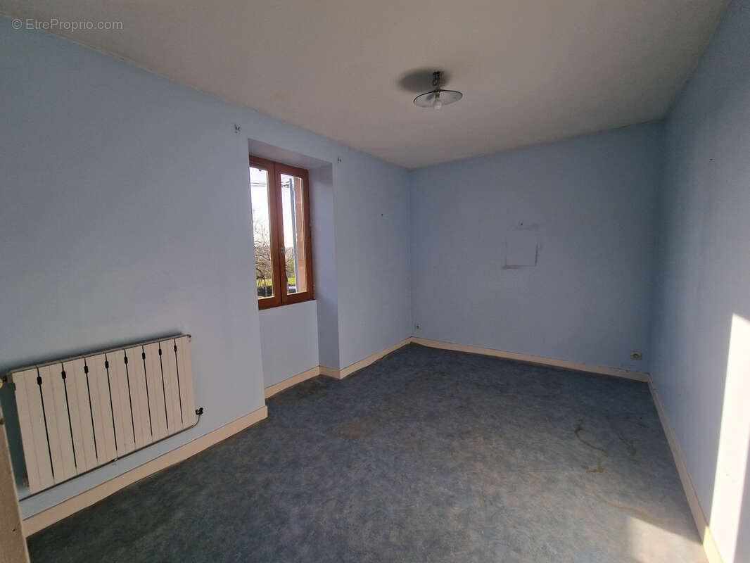 Charmante maison en pierres à Noailles - photo 11