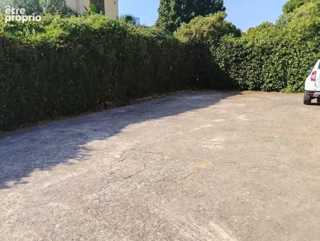 Villa de  322 m2 avec terrain de 1500 m2-  83580 Gassin - photo 8