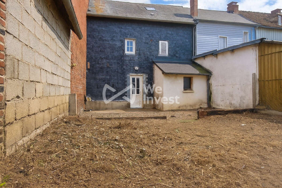 Maison à CREVECOEUR-EN-AUGE