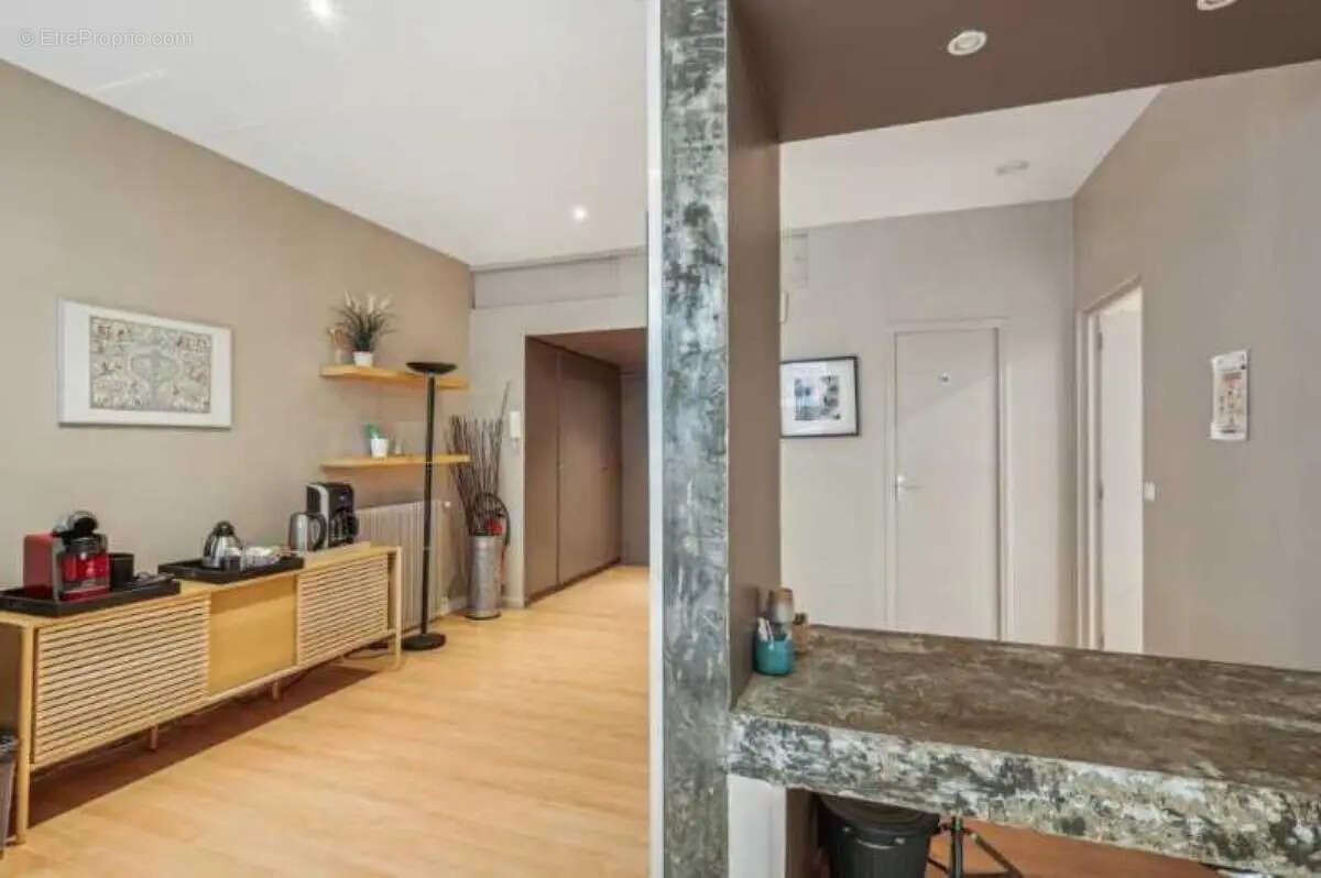 Commerce à PARIS-15E