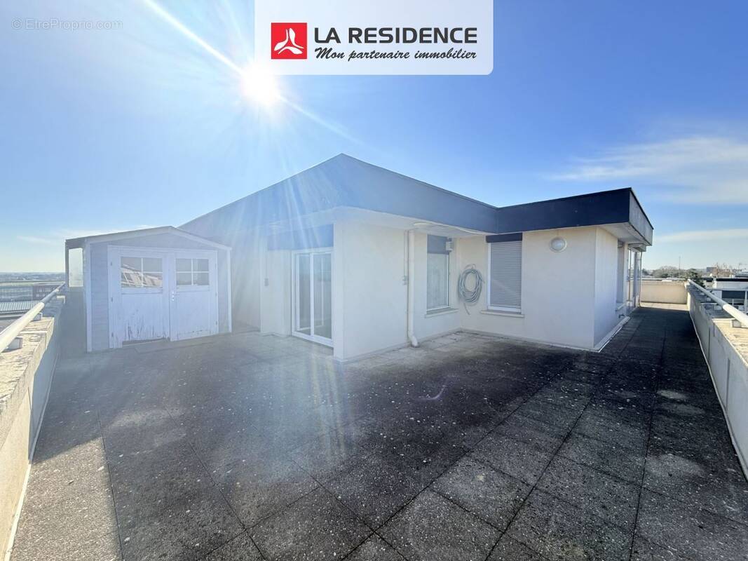 Appartement à VELIZY-VILLACOUBLAY