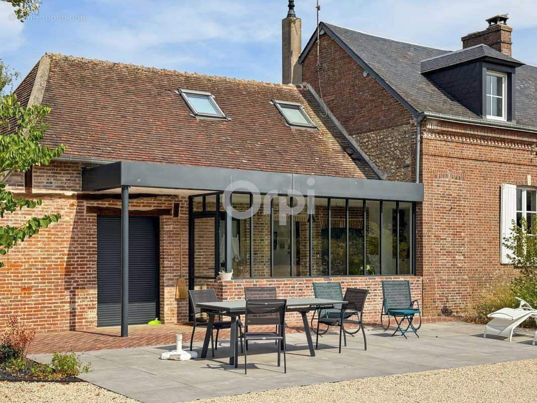 Propriété à 15 minutes d’Evreux avec double garage - photo 2