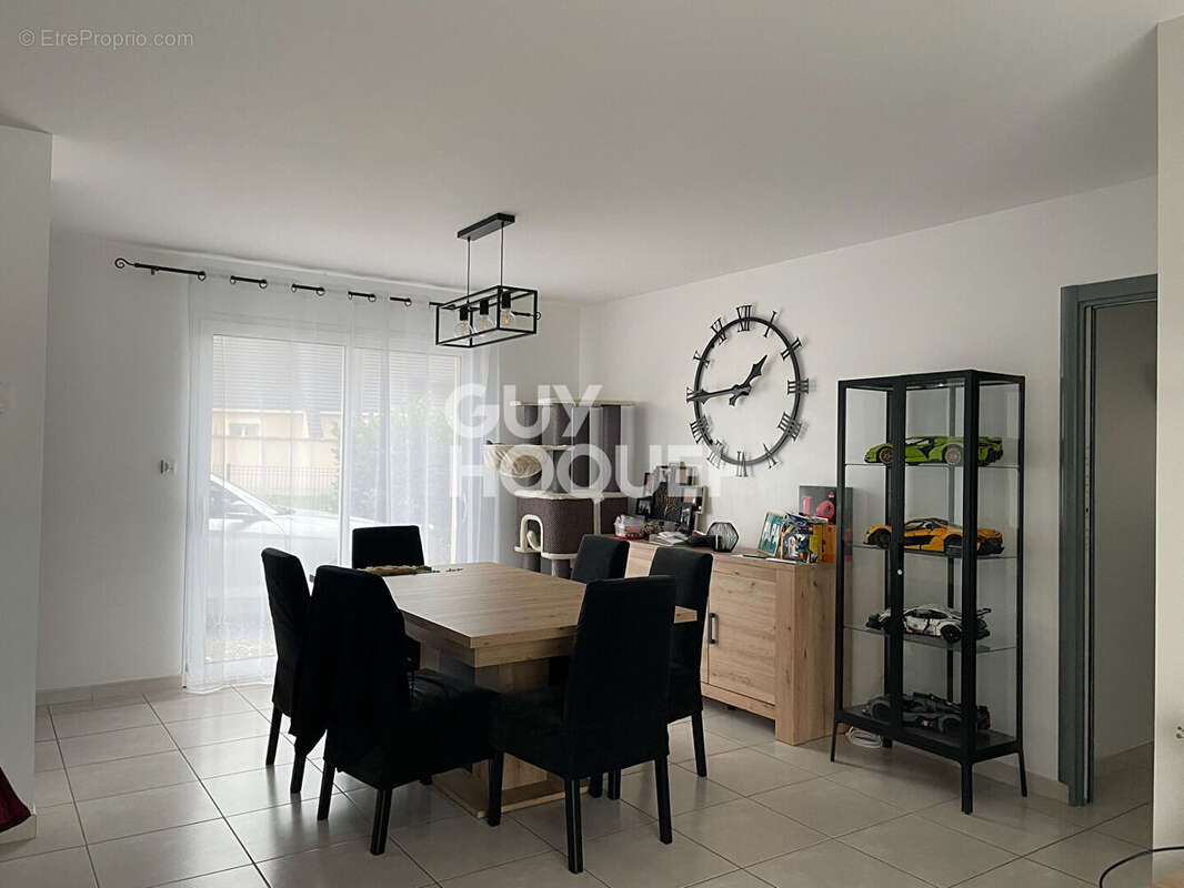 Maison à SAINT-GERMAIN-DU-PUY