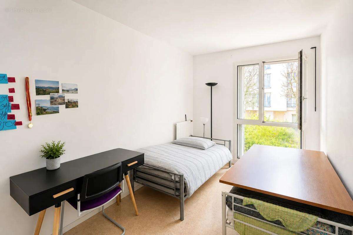 Appartement de 3 pièces de 69 m² à Sartrouville - photo 2