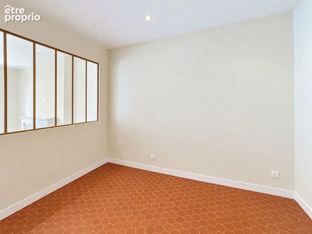 Appartement 78m² à marseille 1er arrondissement - photo 4