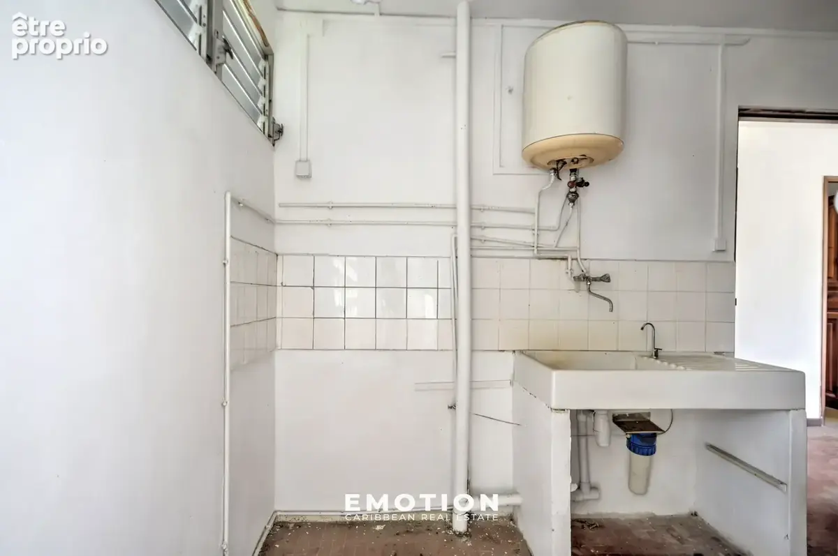 Appartement T4 66 m2 + terrasse - Le Raizet   Les Abymes - photo 11