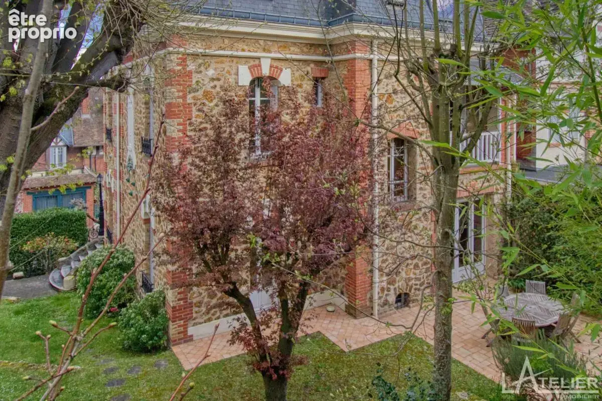 Maison 9 pièces 195 m² à vendre à Saint-Cloud (92210) - photo 4