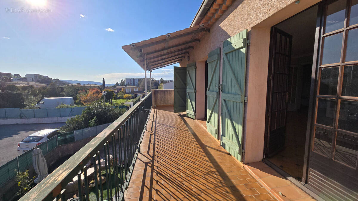 Appartement à SAINT-RAPHAEL