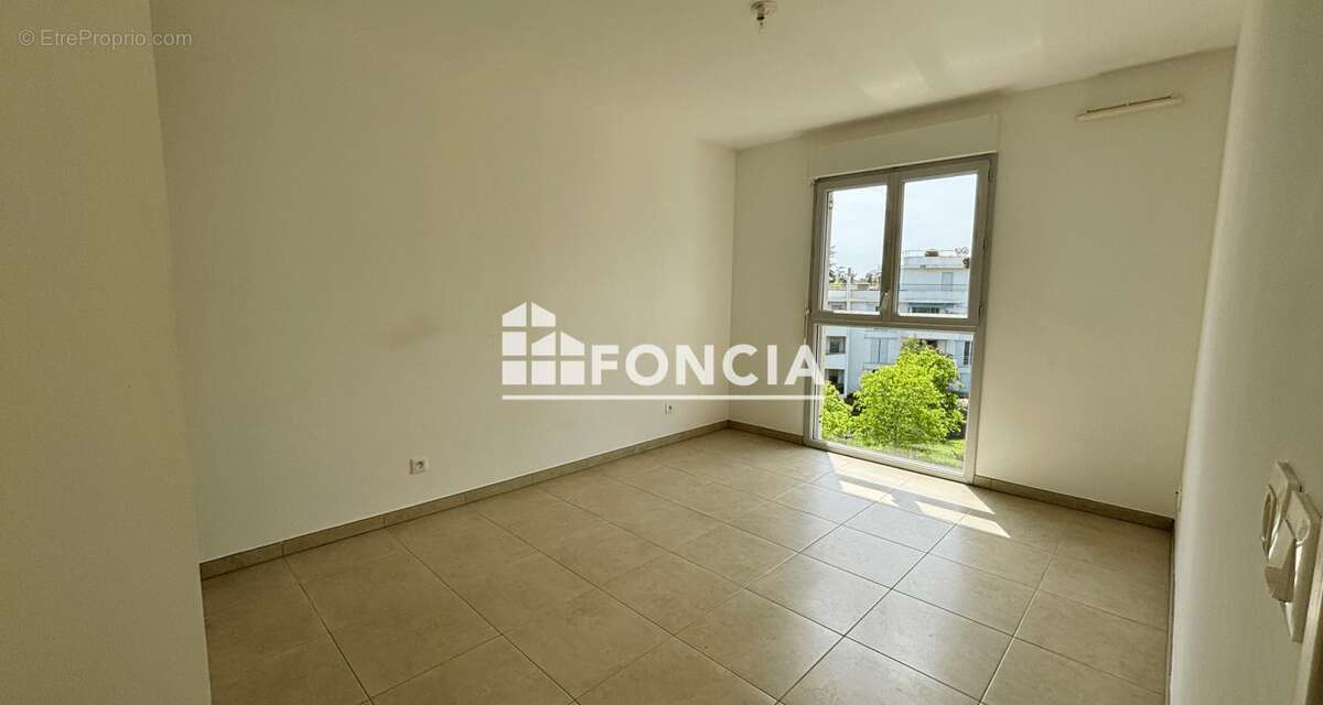 Appartement à VILLENEUVE-LOUBET