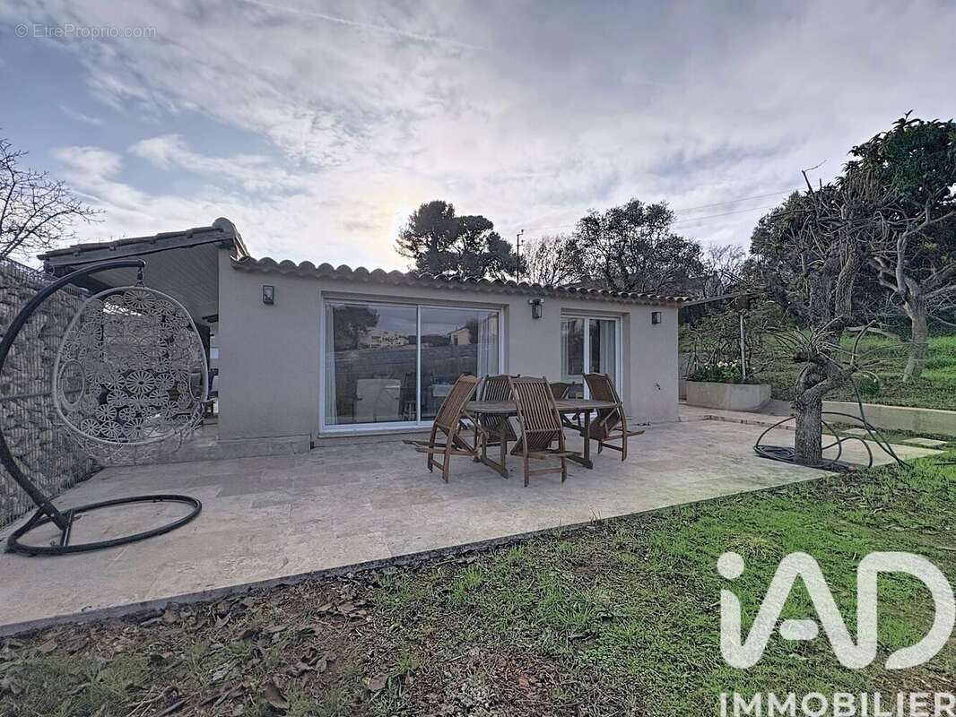 Photo 2 - Maison à ANTIBES