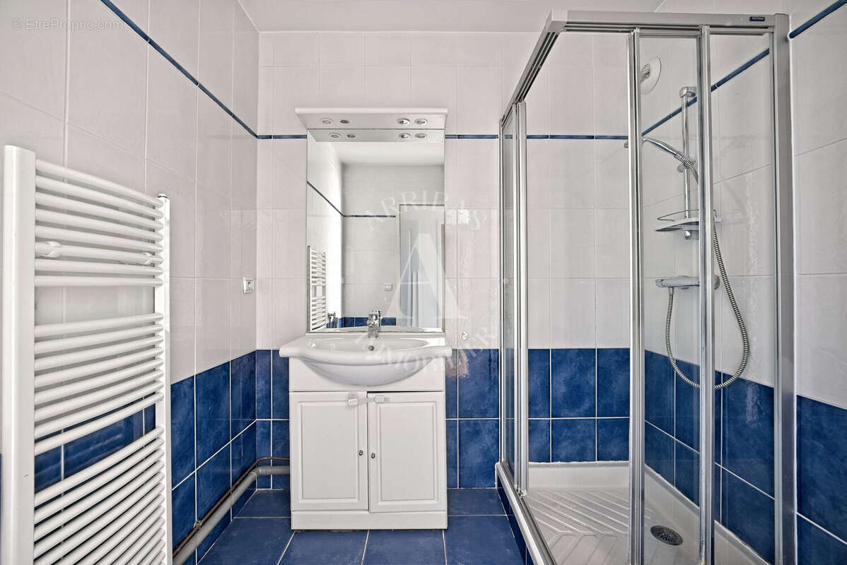 Appartement 125 m² à Divonne-Les-Bains  - photo 7
