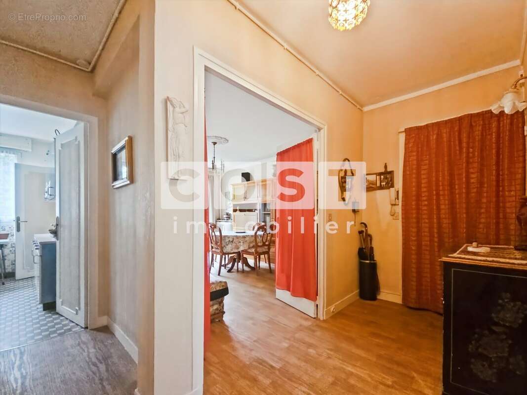 Appartement à ASNIERES-SUR-SEINE