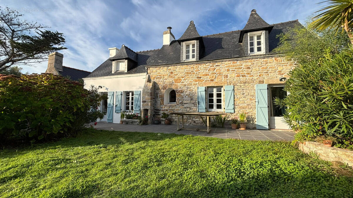 Maison à PLONEOUR-LANVERN