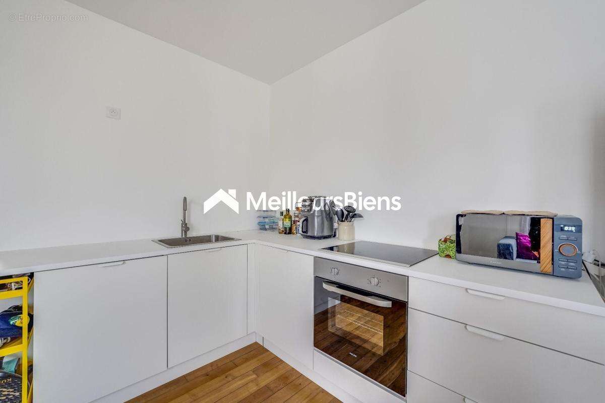 Appartement à LEVALLOIS-PERRET
