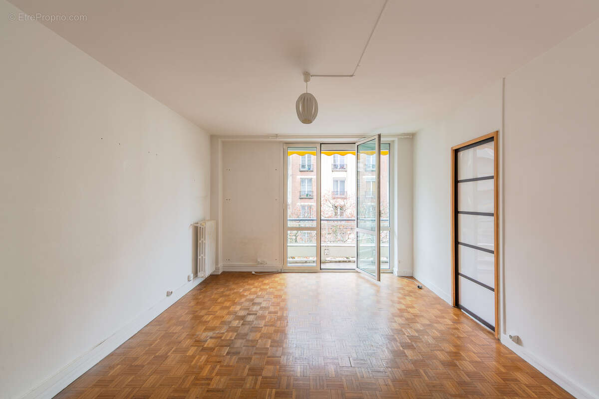 Appartement à PARIS-12E