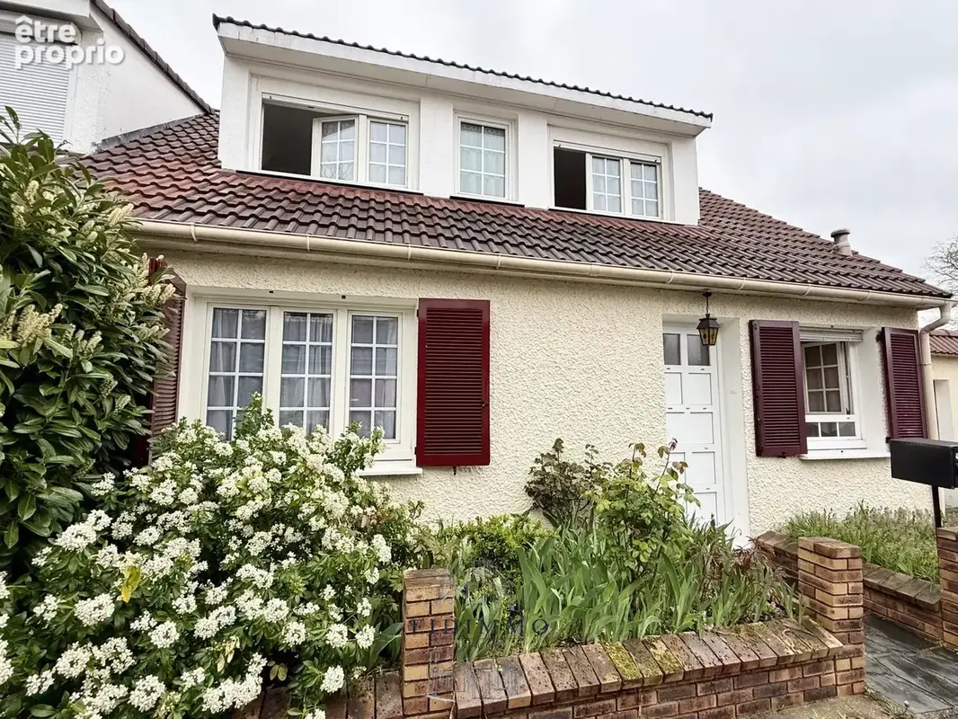 Photo Maison à Sucy-En-Brie au prix de 390 000€