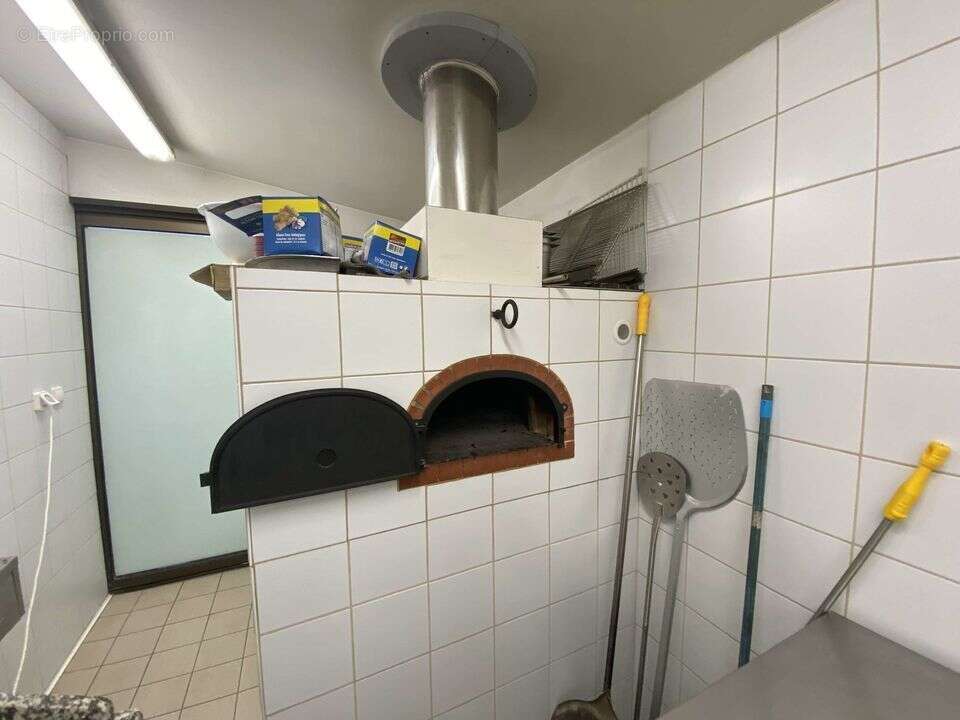 Commerce à CAZAUBON