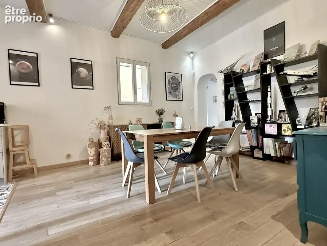 Maison de village avec garage, studio et un extérieur de 75 m2 - photo 5