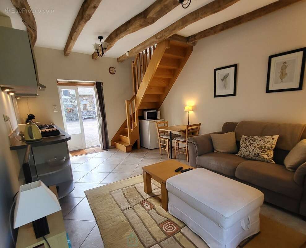 Maison à CLEGUEREC