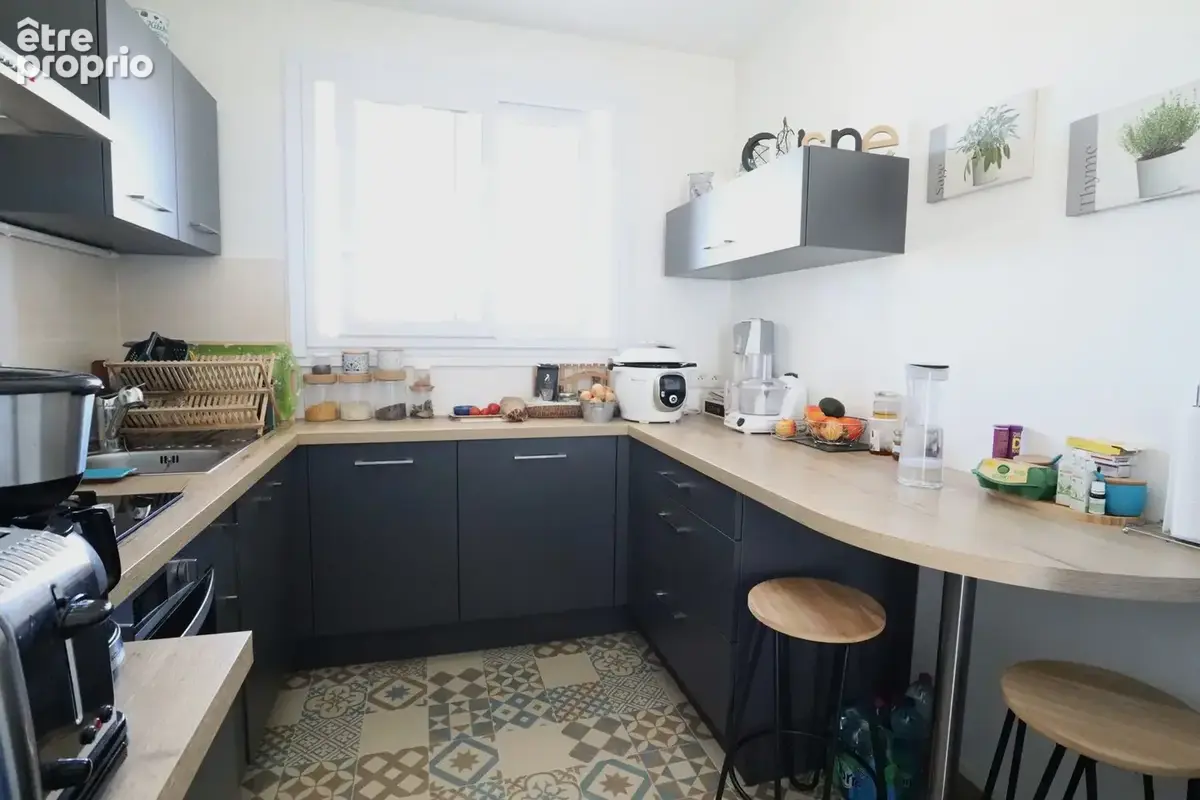 Proche CENTRE VILLE - GARE, appartement T4 - 2 chambres - garage - photo 6