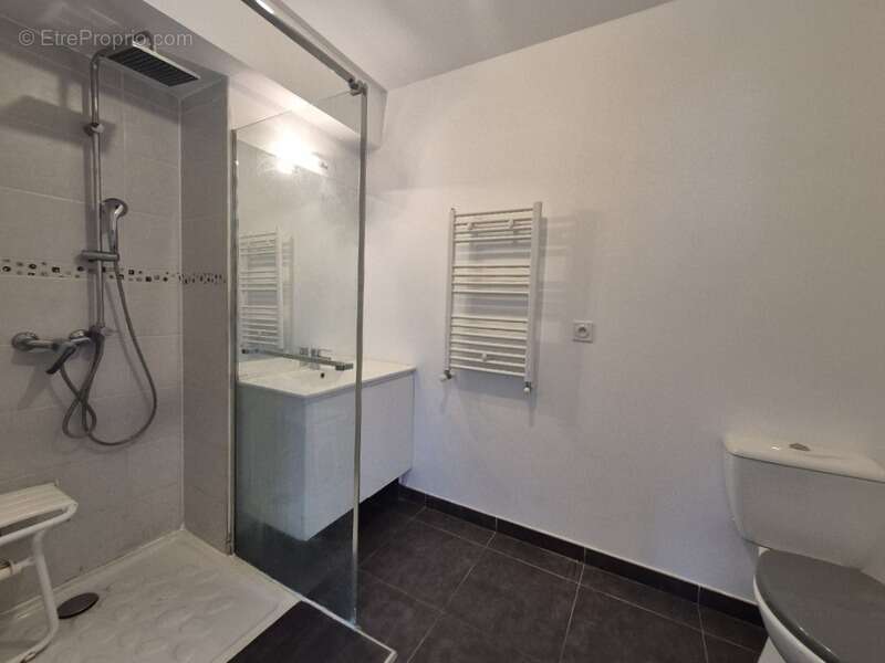 Appartement à MARSEILLE-16E