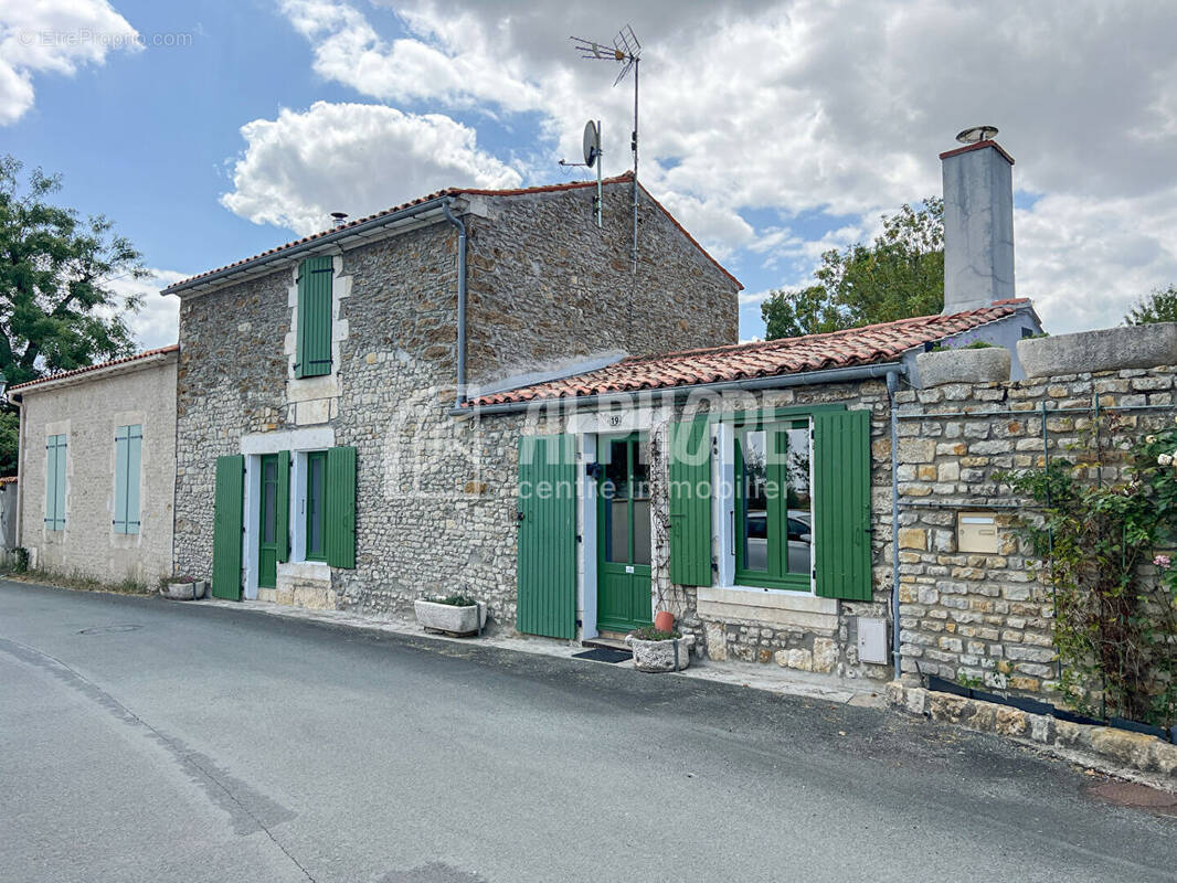 Maison à SAINTE-HERMINE