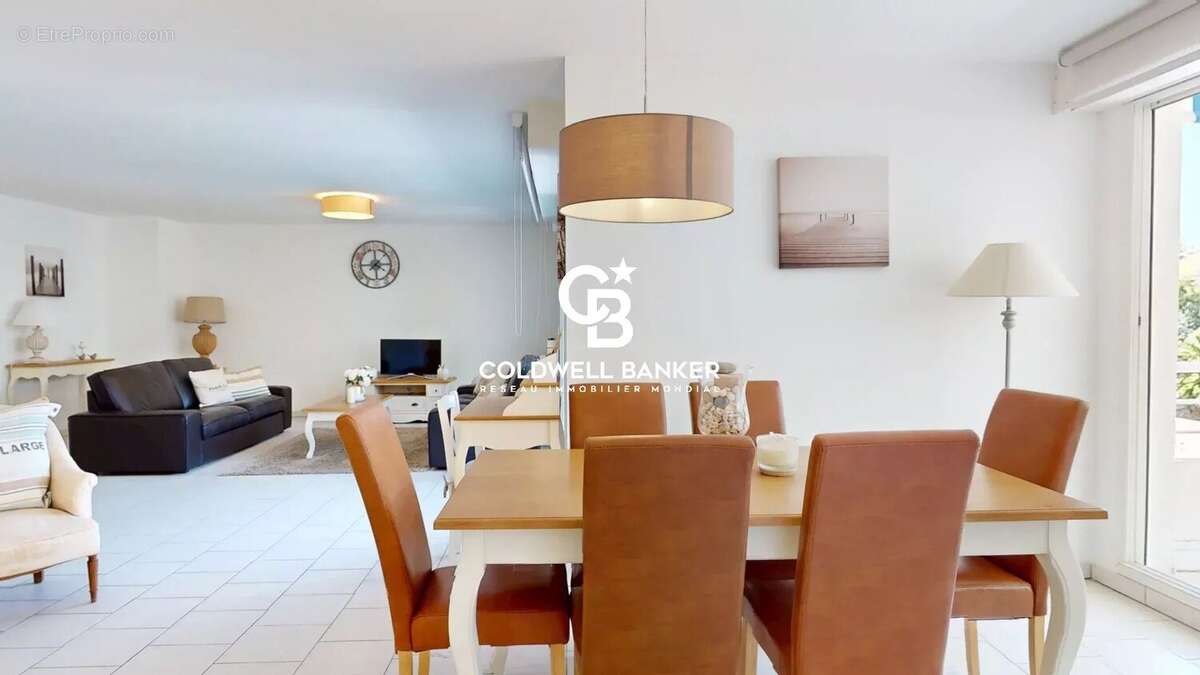 Spacieux appartement avec terrasses et double garage, à deux pas du port et des plages - photo 13