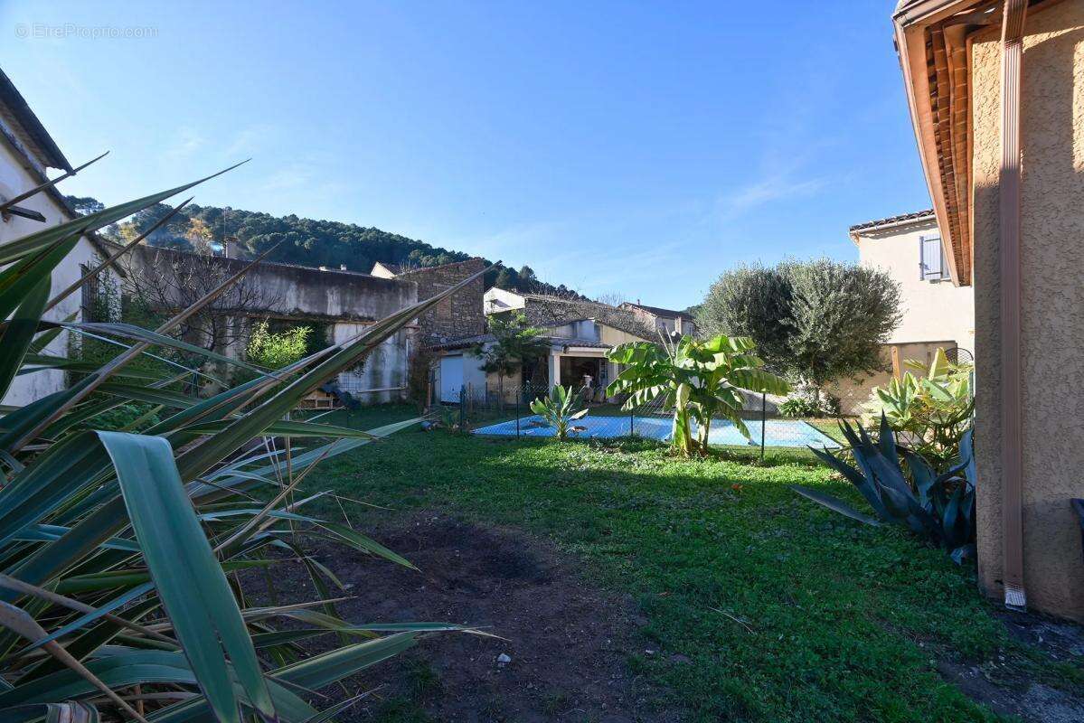 Maison à LE MARTINET