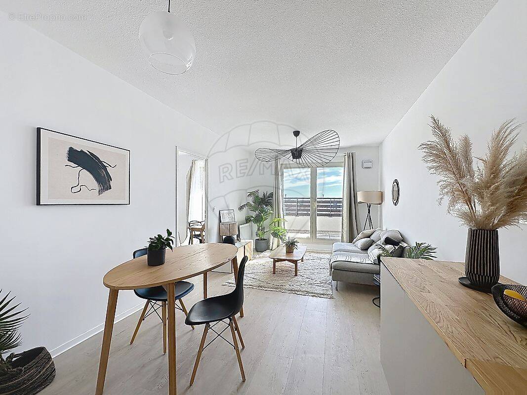 Appartement à NIMES