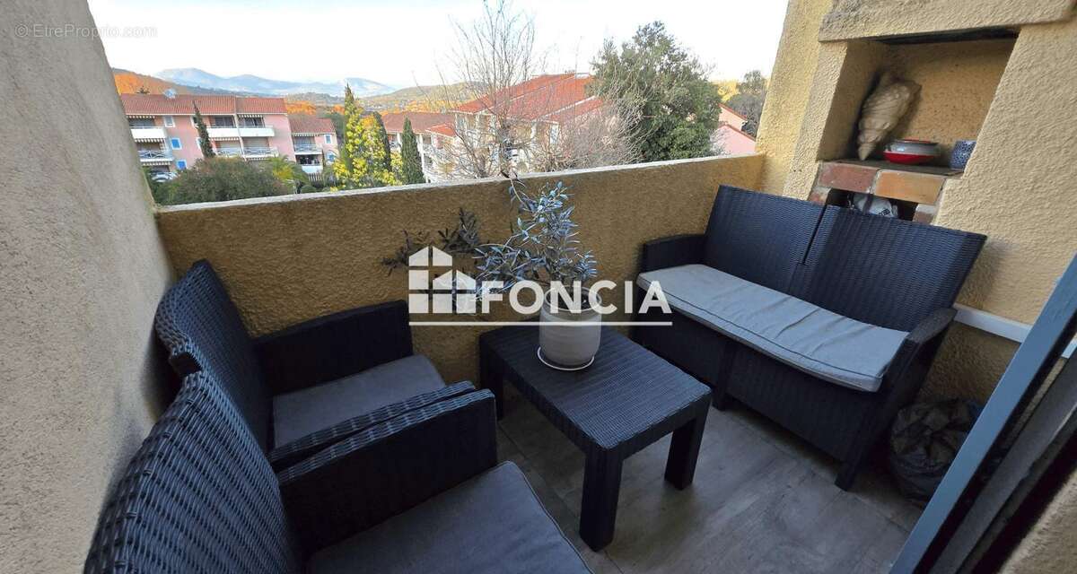 Appartement à LA CROIX-VALMER