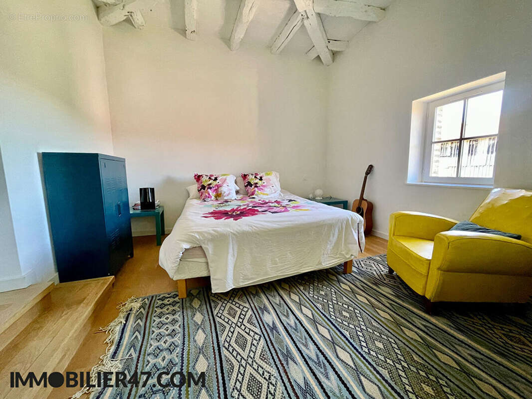 Maison à CASTELMORON-SUR-LOT