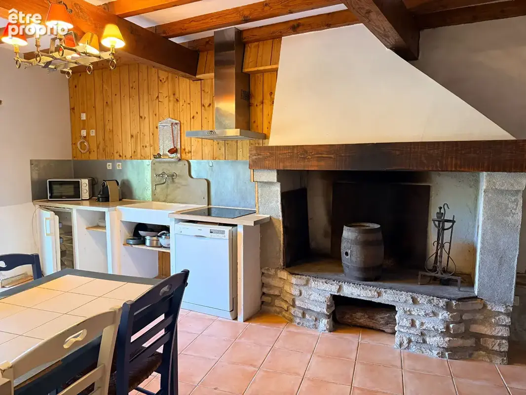 Maison en pierre avec terres non attenantes - photo 14