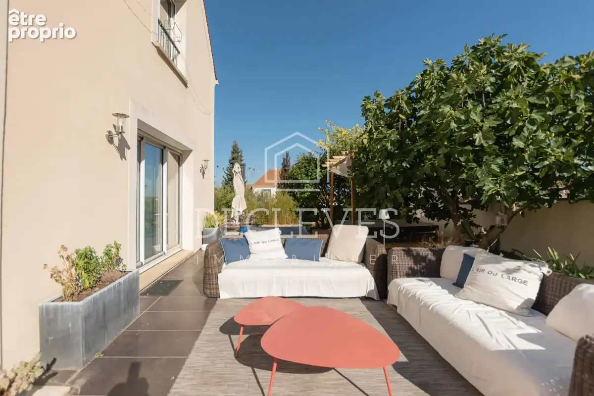 MÉDAN   Élégante maison familiale de 225 m2 avec piscine - - photo 21