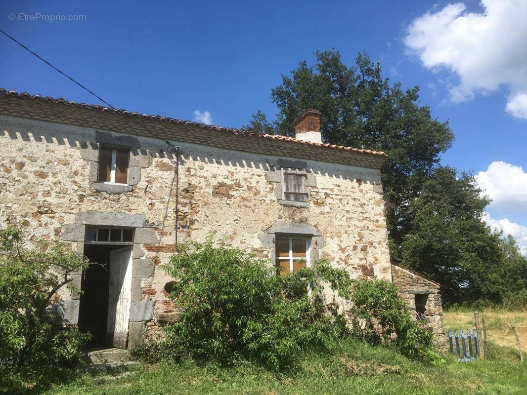Maison à SAINT-OUEN-SUR-GARTEMPE