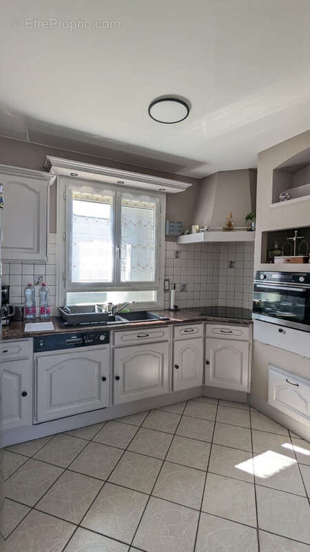 Maison 84 m² à Bonson  - photo 3