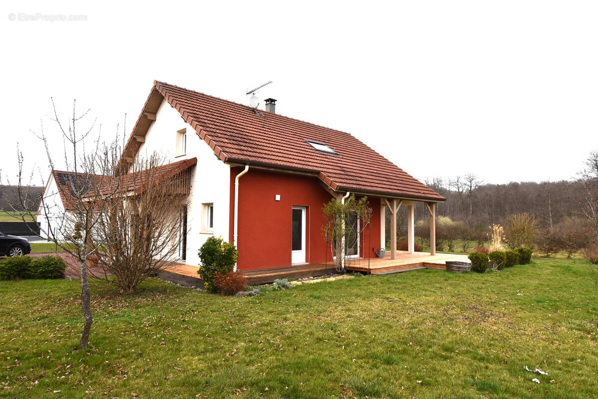 Maison à HAUTEVELLE
