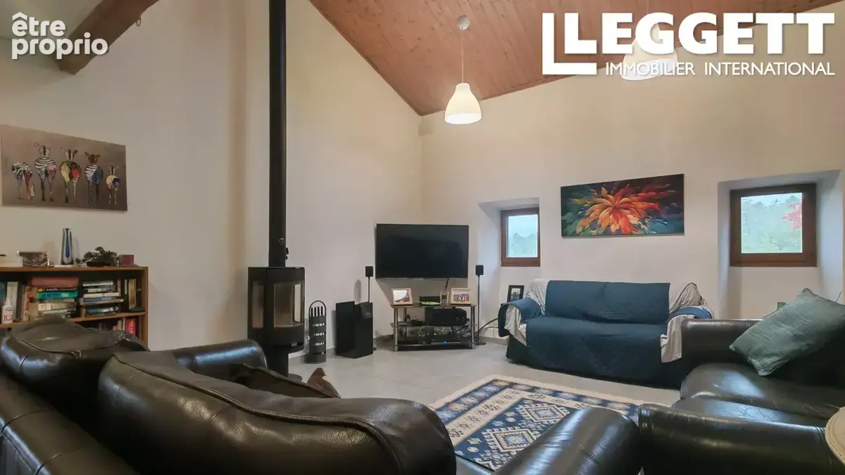 Magnifique grand Mas en pierre du pays de 300 m² dans le sud de l'Ardèche - photo 10