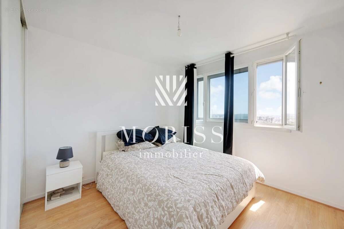 Appartement à CHARENTON-LE-PONT