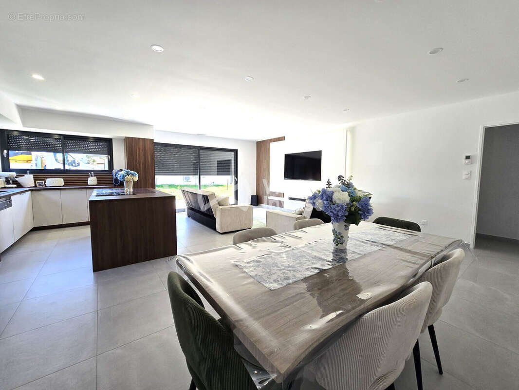 Maison à CASTELSARRASIN