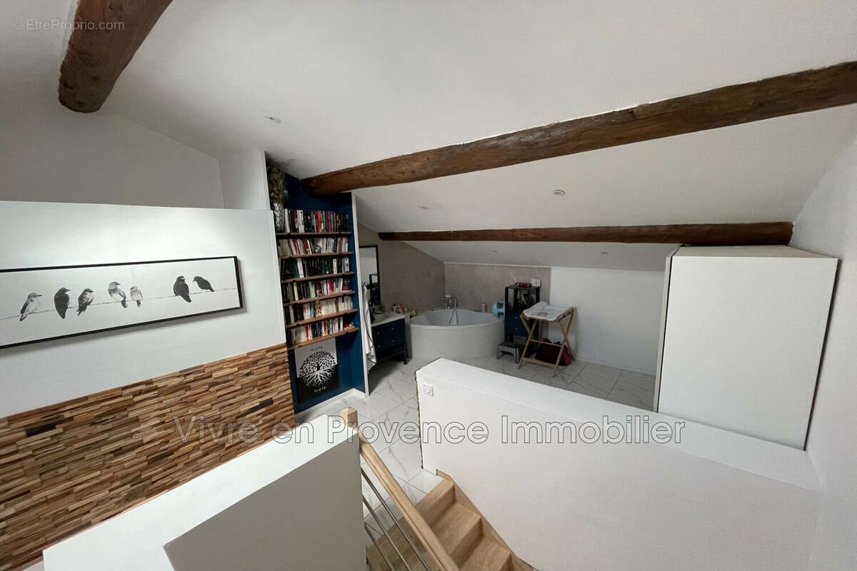 Maison à MORIERES-LES-AVIGNON